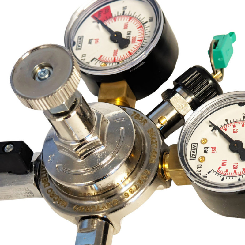 Détendeur CO2 OXYTURBO MACRO DELUXE avec 1 sortie 7 bar pour vin pétillant, eau gazeuse et soda